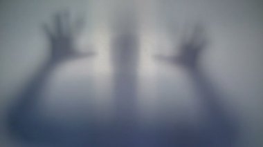 Korkunç siluet, korkutucu doğaüstü uzaylı, garip yaratık