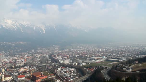 Panorama of big Austrian city Innsbruck, mountains on background — Stock Video