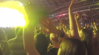 Şehir günü kutlama konserde, en sevdiğim şarkı dans gençler toplama