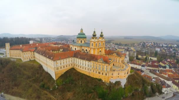 Courtyard of old catholic abbey, beautiful baroque style building, aerial view — Stock Video