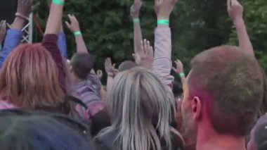 Kutsal Renk Festivali Kutlaması