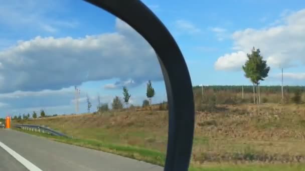 Auto rijden op de snelweg — Stockvideo