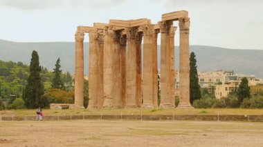 Bir Olympian Zeus Tapınağı Atina, Yunanistan etrafında gezi tur kalır