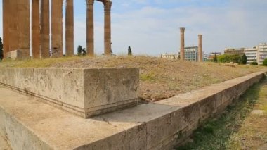 Yer Atina, Olympieion, kalıntıları turistler için ilgi Yunanistan'a seyahat