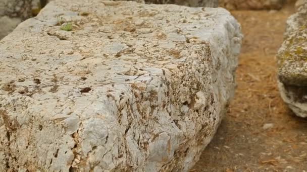 Antieke gebouw blijft opgegraven door archeologen, stenen symboliseren eeuwigheid — Stockvideo