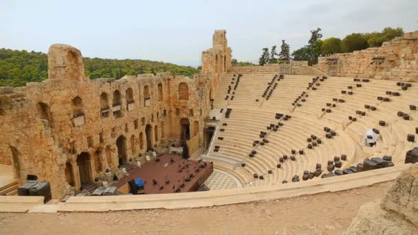 Odeon de Herodes Atticus em Atenas, teatro de pedra antiga para eventos musicais — Vídeo de Stock