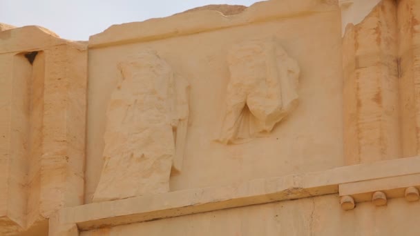 Klasická řecká architektura, pozůstatky starověkého metope na Parthenon vlysu — Stock video