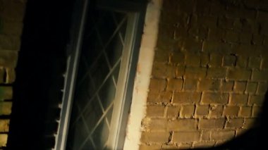 Gölge karanlık backstreet, korkunç cinayet zalim manyak doğrama mağdurun