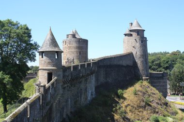 Fougeres