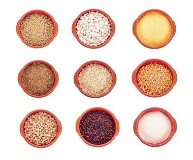 farklı türleri: kabuğu çıkarılmış tane beyaz izole