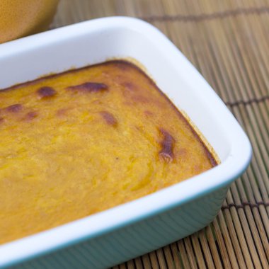 Seramik Tepsi kabak puding yakın çekim