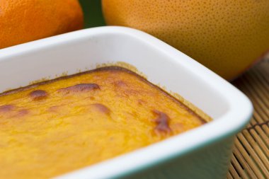 Seramik Tepsi kabak puding yakın çekim