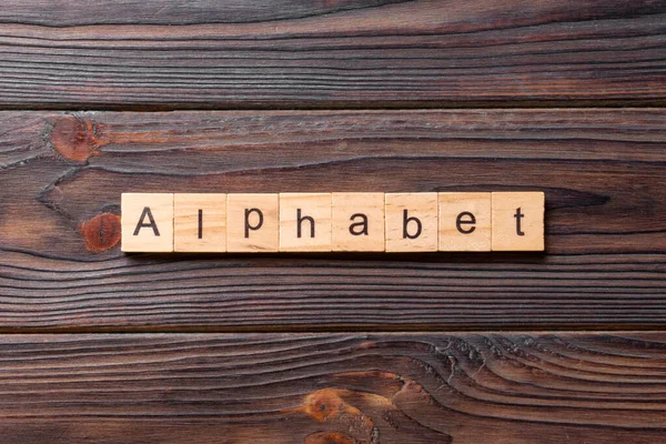 Alphabet Wort Auf Holzblock Geschrieben Alphabet Text Auf Zementtisch Für — Stockfoto