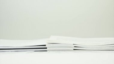 İş yükünü tablo zaman atlamalı yığın evrak