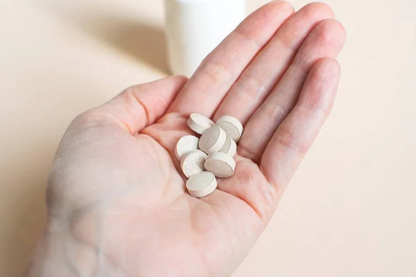 Zink Tabletten Hand Van Vrouw Voor Herstel Van Een Virale — Stockfoto