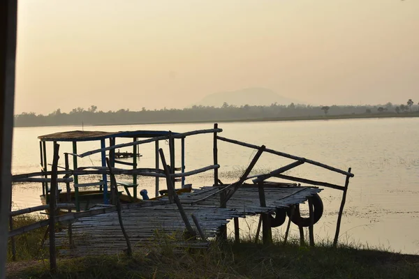 Rampe Bois Cassée Près Lac Utilisée Pour Embarquement — Photo