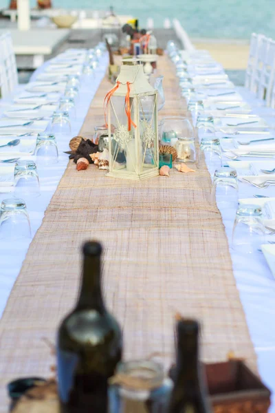 Configuración de mesa de boda —  Fotos de Stock
