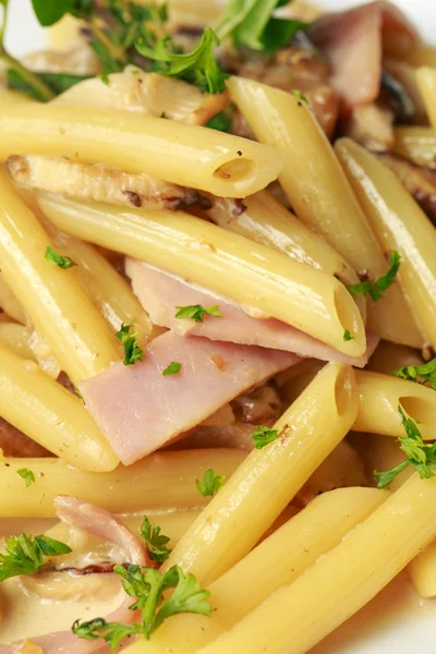 Penne con prosciutto — Foto Stock