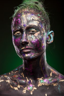 Yaratıcı yüz sanat kadınla