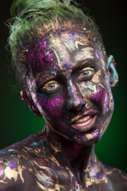 Yaratıcı yüz sanat kadınla