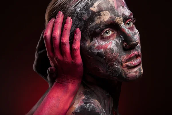 Mujer pintada con arte facial y body art — Foto de Stock