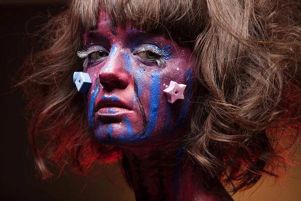 Parlak moda sanat ile kız makyaj