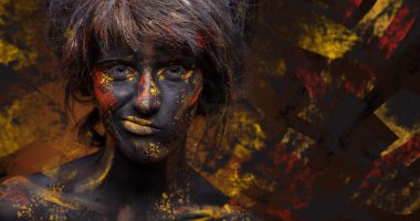 kadın esmer parlak yüz sanatı ile