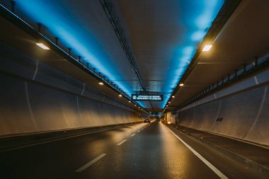 Avrasya Tüneli (Avrasya Tuneli) İstanbul, Türkiye. İstanbul 'da Asya ve Avrupa' yı birbirine bağlayan sualtı tüneli. Tünel 20 Aralık 2016 'da açıldı