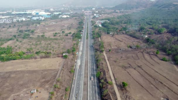 Flygbilder Från Mumbai Pune Expressway Nära Pune India Expressway Kallas — Stockvideo