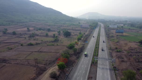 Flygbilder Från Mumbai Pune Expressway Nära Pune India Expressway Kallas — Stockvideo