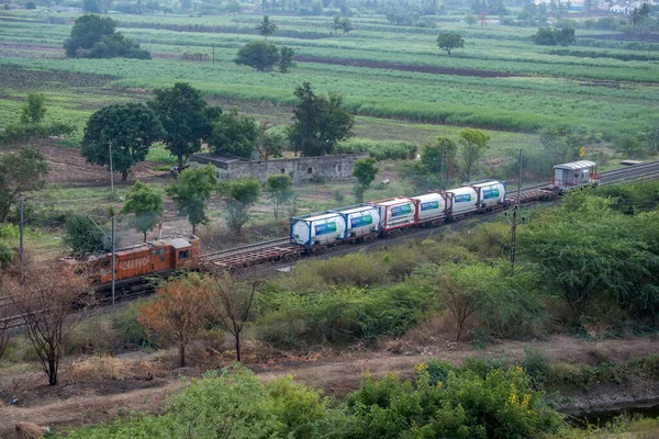 Comboio Especial Transportando Suprimentos Oxigênio Criticamente Necessários Durante Segunda Onda — Fotografia de Stock