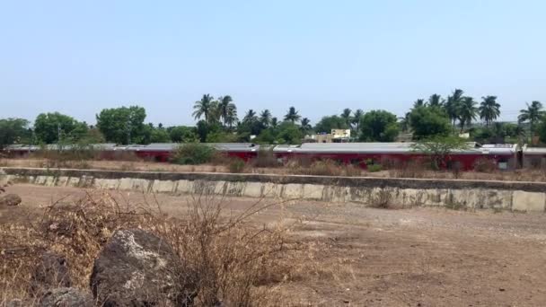 Passenger Train Hauled Diesel Locomotive Uruli Pune India — Stock Video