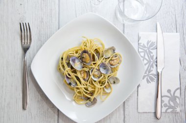 Taze istiridye spagetti