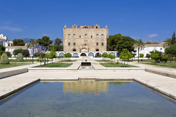 Das zisa-schloss in palermo, sizilien. Italien — Stockfoto