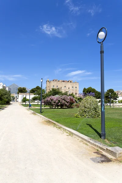 The Zisa Castle in Palermo, Sicily. Italy — Stock Photo, Image