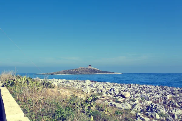 Isola in mare. Isola delle femmine, Sicilia . — Foto Stock