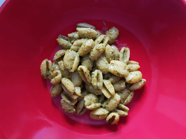 Hidangan Italia Gnocchi Sardinia Dengan Hijau Pesto Alla Genovese Tutup — Stok Foto