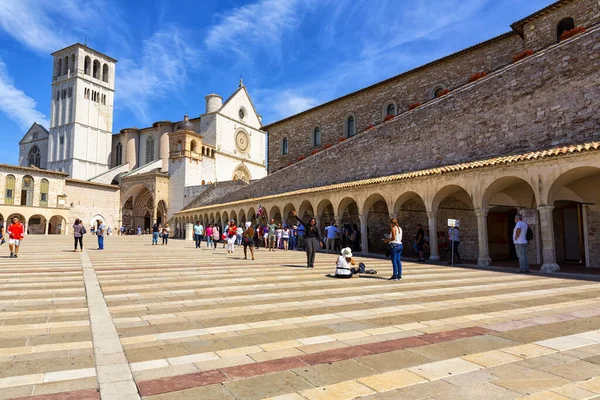 Bela Vista Exterior Famosa Basílica Papal São Francisco Assis Assisi — Fotografia de Stock