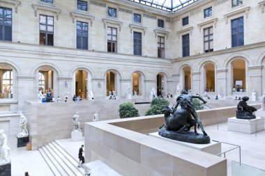 Paris, Louvre