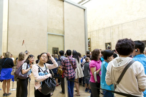 Paris, Louvre — Fotografia de Stock