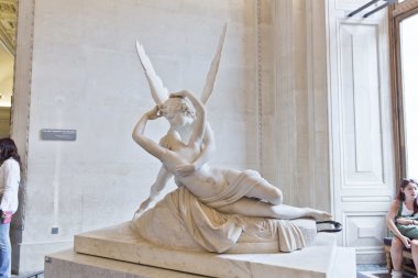 Paris, Louvre clipart