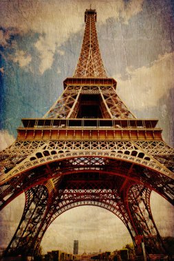 Paris 'teki Eyfel Kulesi Klasik Tarzı