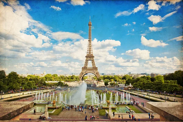 Menara Eiffel di Paris dalam Gaya Vintage — Stok Foto