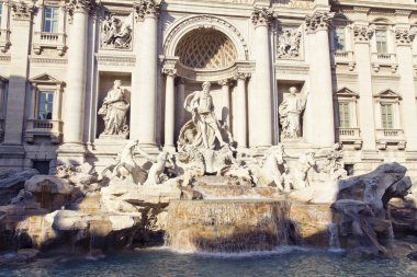 Roma 'daki Trevi Çeşmesi 