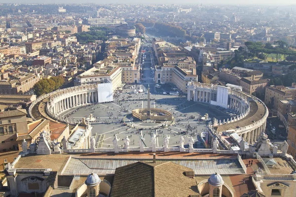 Piazza San Pietro a Città del Vaticano — Foto Stock