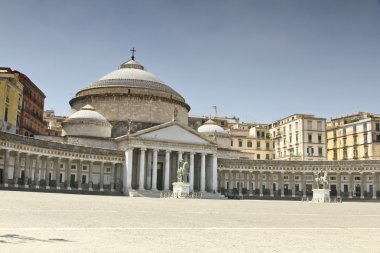 Piazza del Plebiscito Napoli'de güzel bir görünümü
