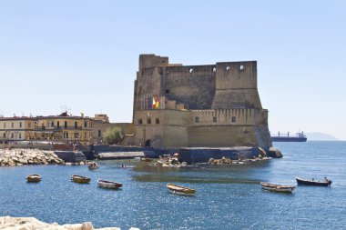 Castel dell'Ovo, Napoli, İtalya'nın Bay'de bir ortaçağ kalesi