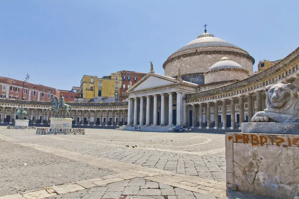 Krásný výhled na Piazza del Plebiscito v Neapoli — Stock fotografie