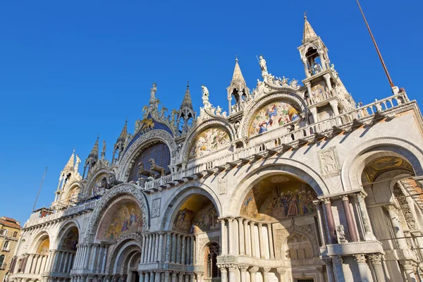 La Basilica Patriarcale di San Marco in Piazza S — Foto Stock