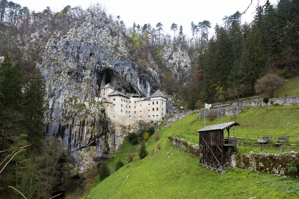 Castello di Predjama — Foto Stock